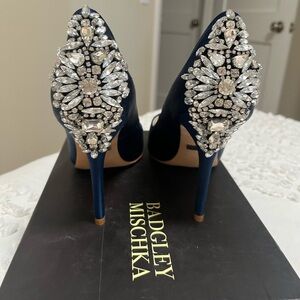 Badgley Mischka Nilla Peep Toe Pumps Navy